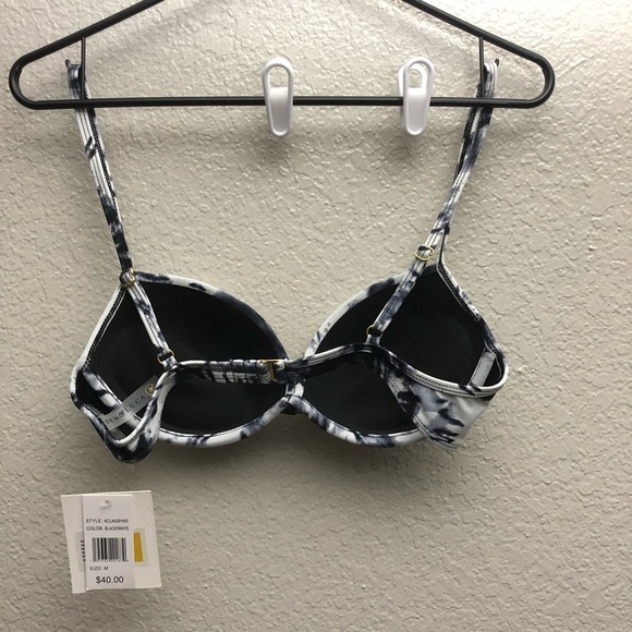 Cyn & Luca‎ NWT Women’s Black & White Swim Top Medium - Picture 2 of 5